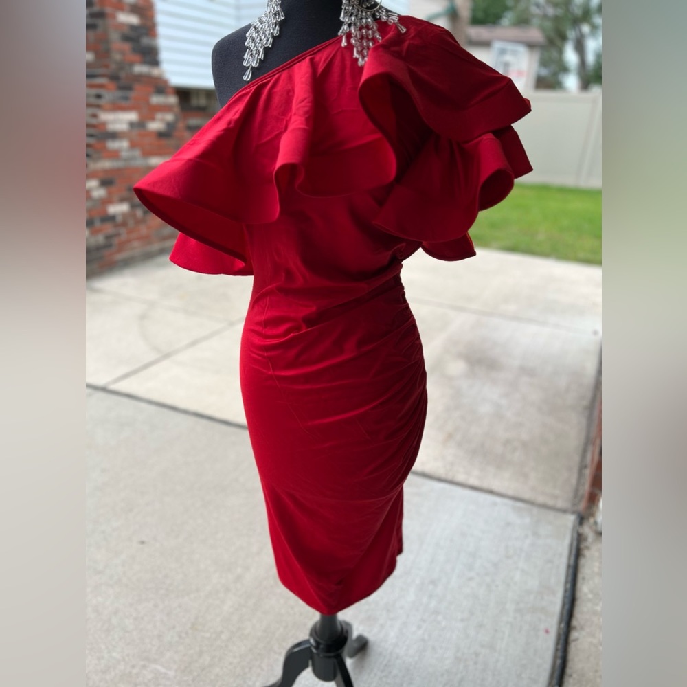 One shoulder Flounce midi